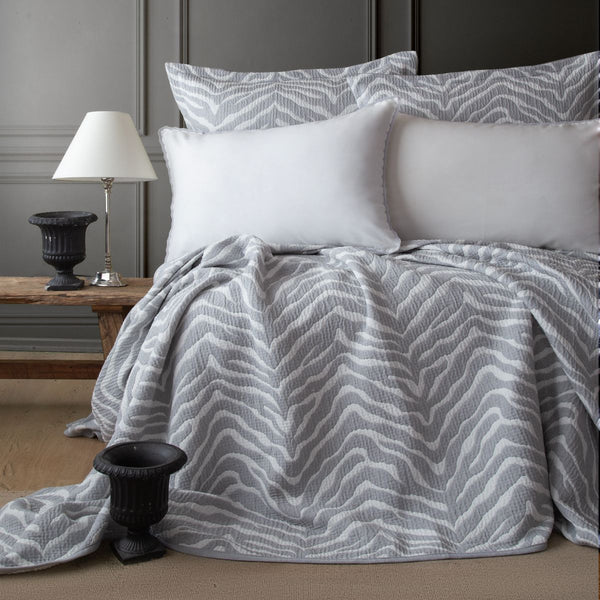 TIMELESS Bedspread Set