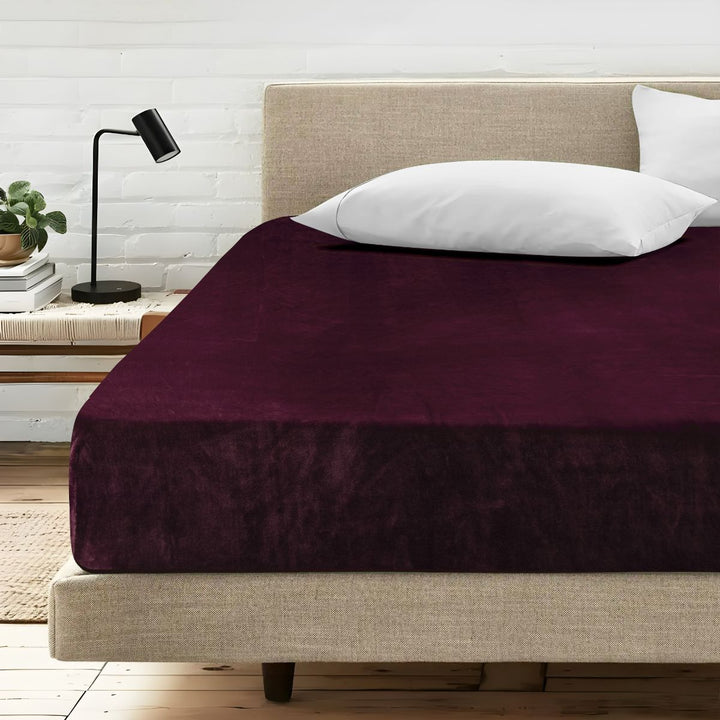 Fitted Velvet Sheet Morano