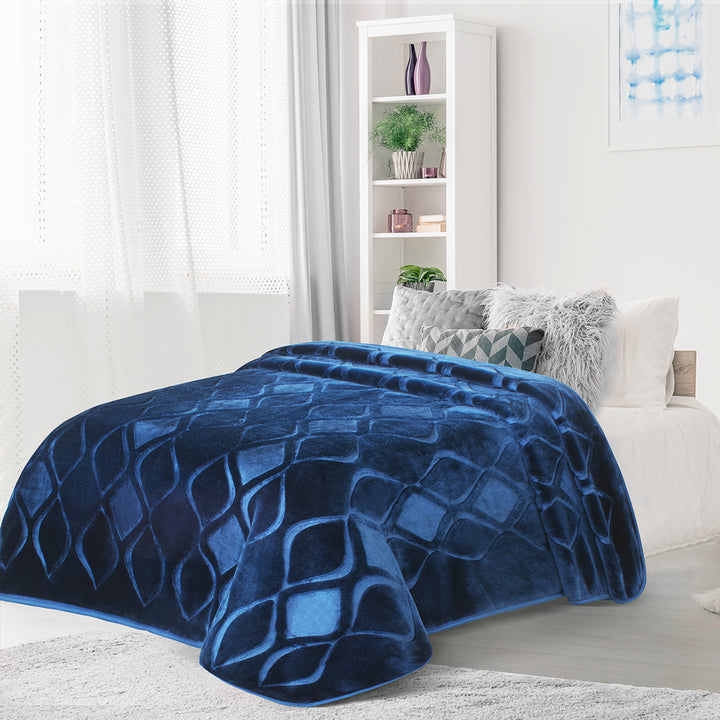 Pendant - Engraved Single Blanket Turquoise Morano Textiles