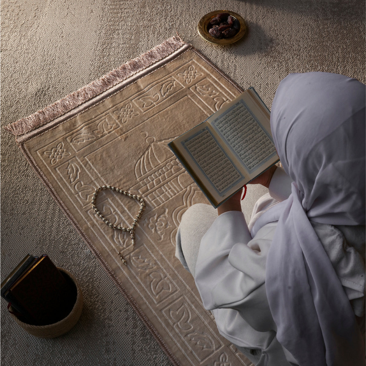 Velvet Prayer Rug Morano